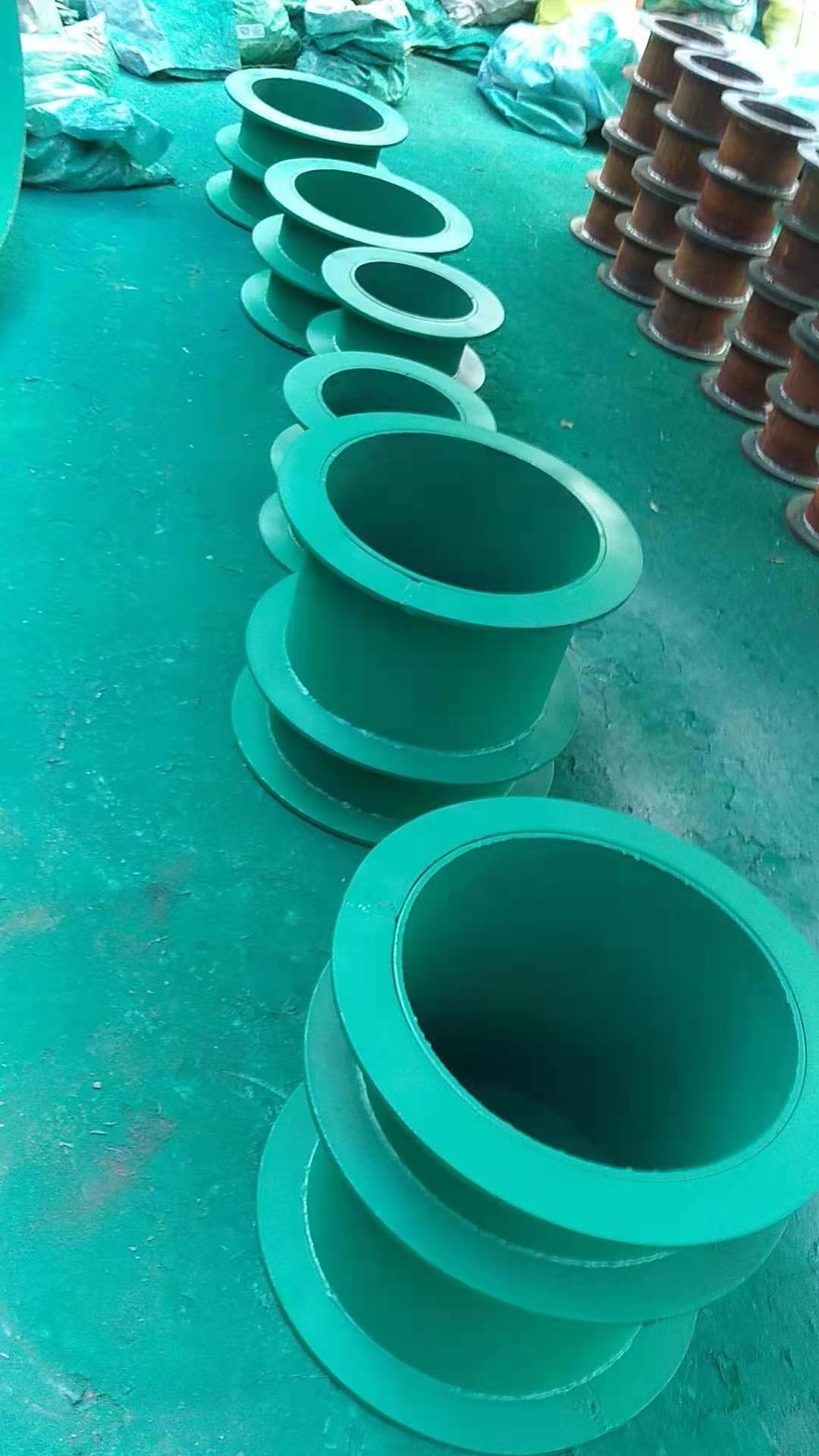 ]׹